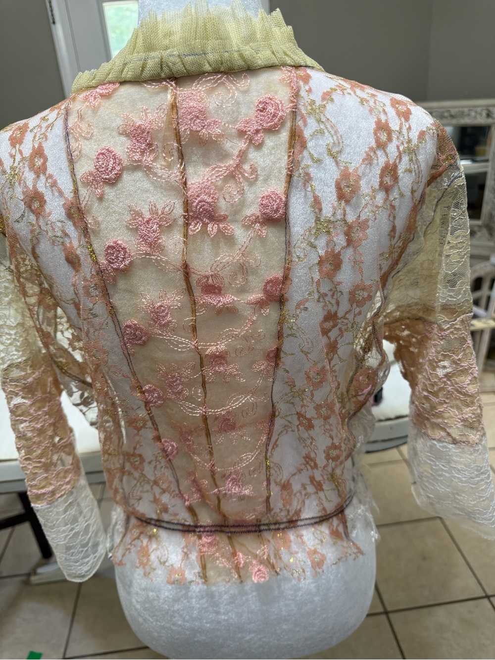 Free People Romantic Lace Wrap Top Boho Fairycore Ruffle Tie Front Size Large - Picture 6 of 13